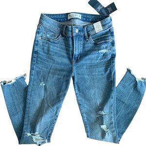 NEW Abercrombie & Fitch Mid-Rise Super Skinny Ankle Jeans